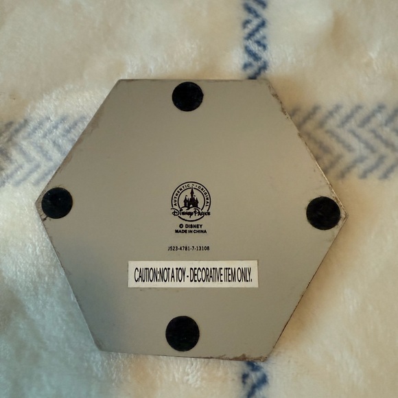 Disney Haunted Mansion Tomb Coaster Set - Picture 7 of 12